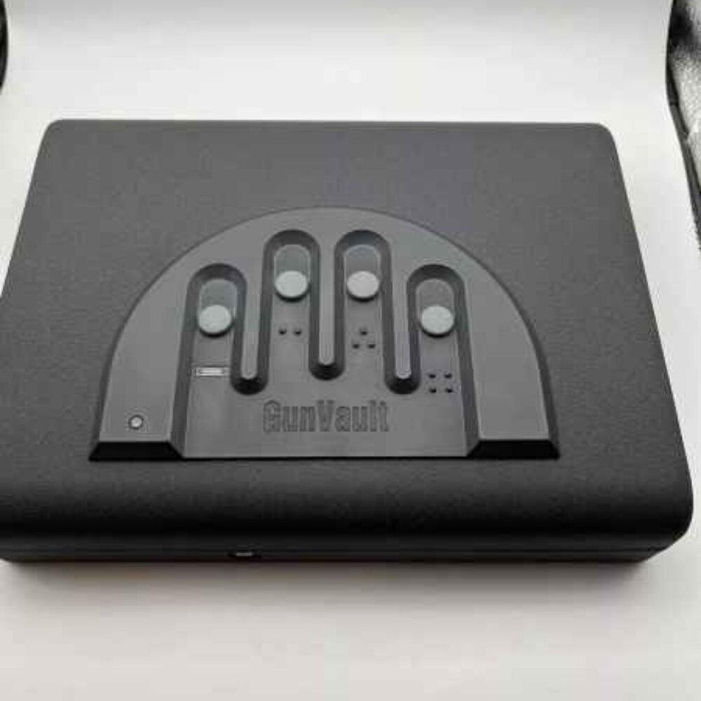 Gun Vault Microvault Biometric Model Mvb 500 Pistol Safe Bedside/Under-Bed